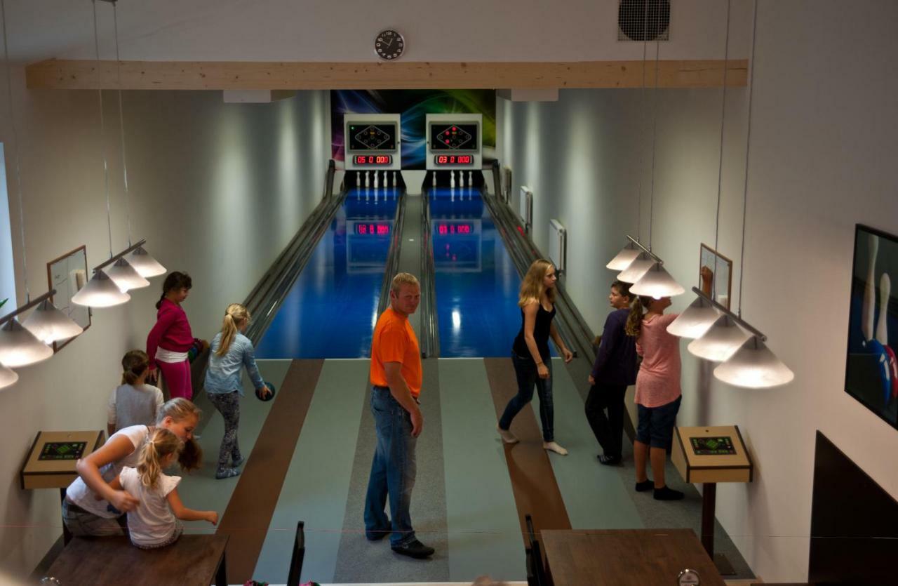 Hotel Topfit-Freizeitpark à Freinberg Extérieur photo
